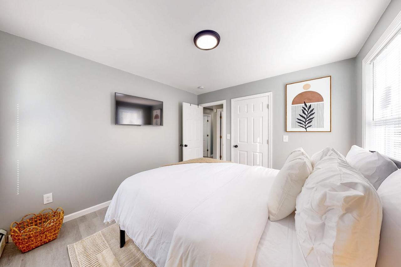 Appartamento Five75 Lux Prov - Mins Away From Federal Hill Providence Esterno foto