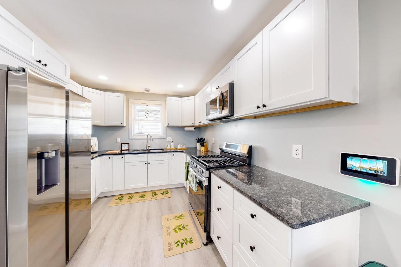 Appartamento Five75 Lux Prov - Mins Away From Federal Hill Providence Esterno foto