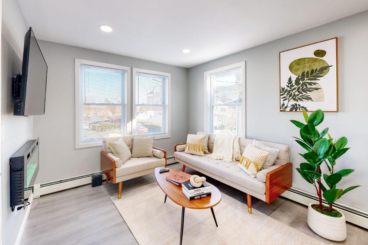 Appartamento Five75 Lux Prov - Mins Away From Federal Hill Providence Esterno foto