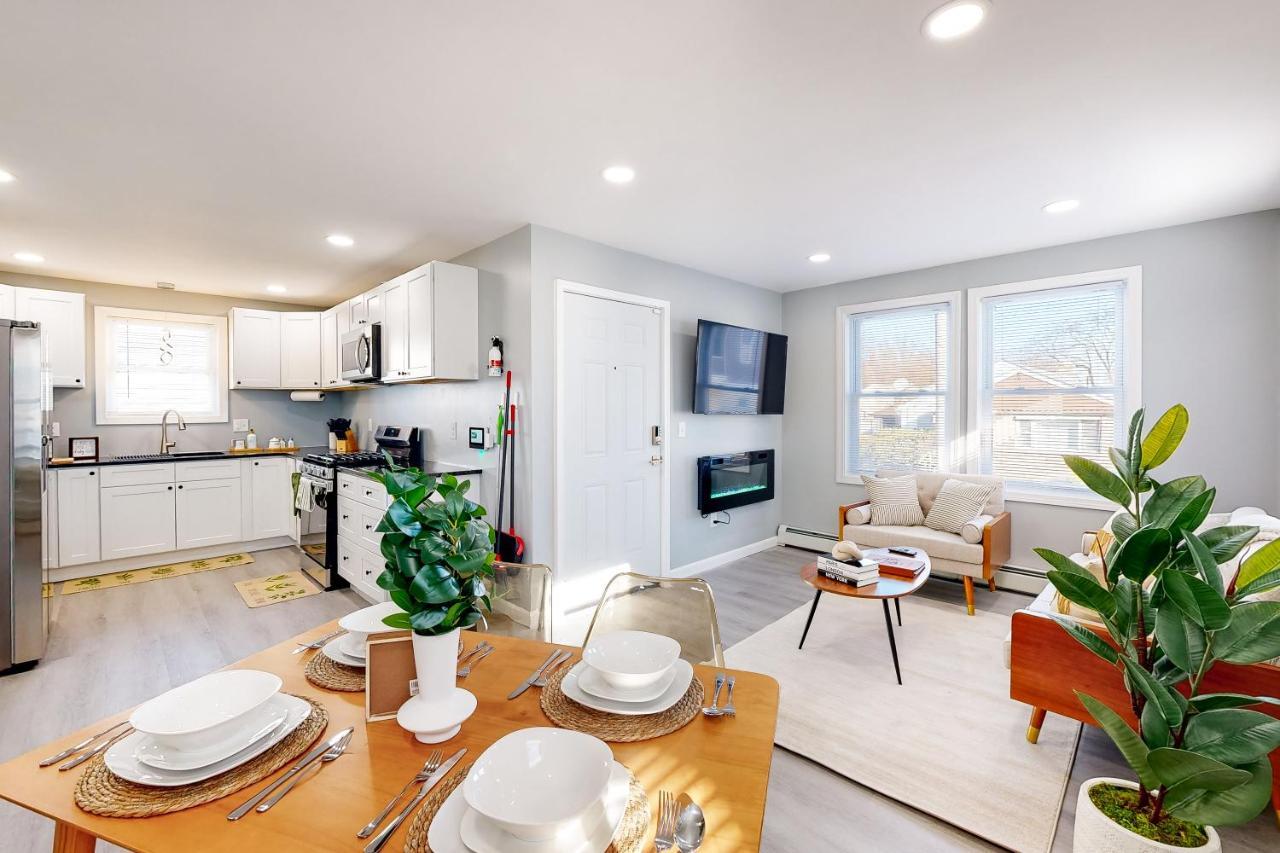 Appartamento Five75 Lux Prov - Mins Away From Federal Hill Providence Esterno foto